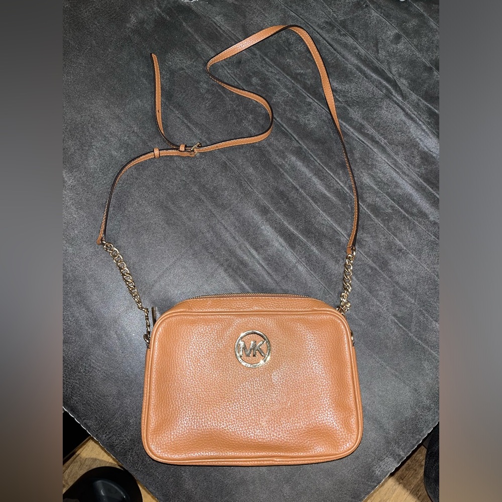 Michael Kors crossbody purse